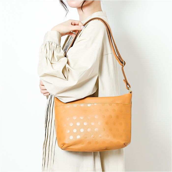 BACKYARD FAMILY「ズッケロ バッグ zucchero 29215 通販 日本製 ショルダーバッグ 牛革 レザー」|ショルダー・メッセンジャー|