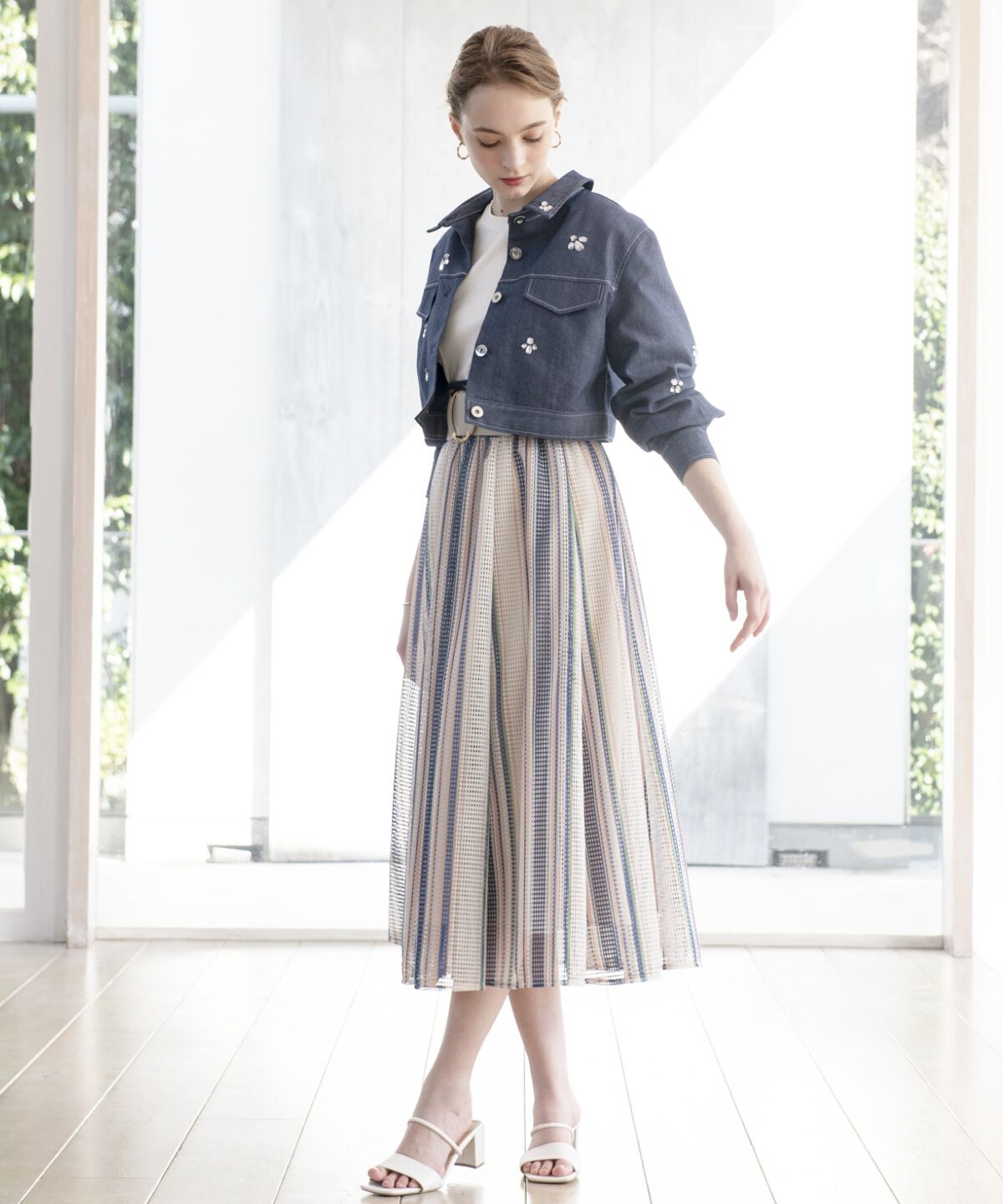 アンドクチュール「ビジュー付きデニムジャケット」|デニムジャケット|