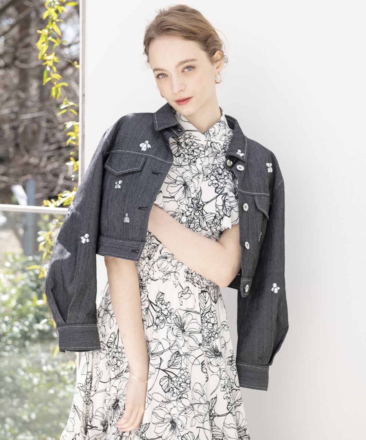 アンドクチュール「ビジュー付きデニムジャケット」|デニムジャケット|ブラック