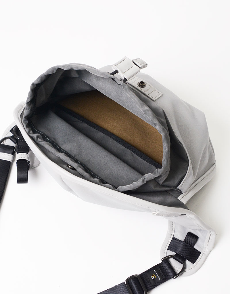 master-piece「face leather ver. スリングバッグ」|ショルダー・メッセンジャー|