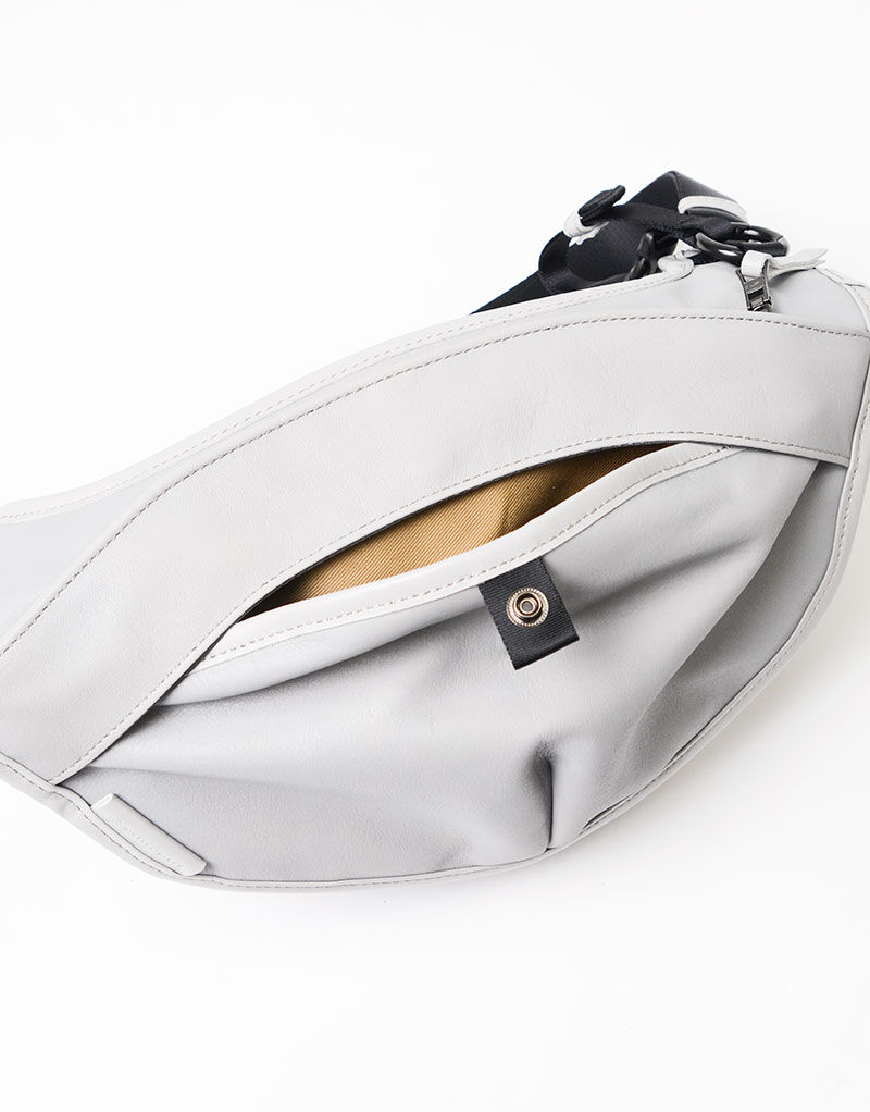 master-piece「face leather ver. スリングバッグ」|ショルダー・メッセンジャー|