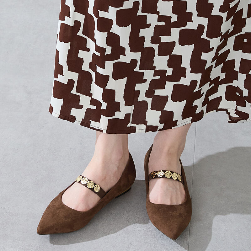 ORiental TRaffic「●2025秋冬新作●コインモチーフ ストラップパンプス /51308 ヒール1.8ｃｍ フラット」|パンプス|