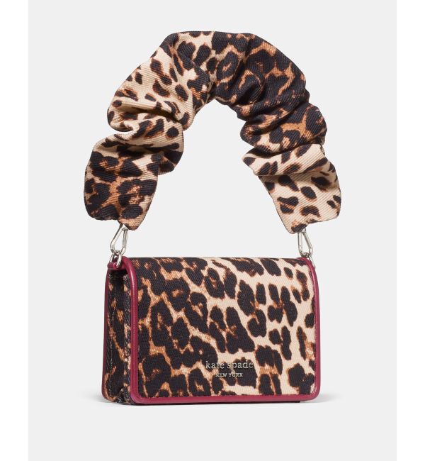 kate spade new york「ナターシャ レオパード スクランチ ストラップ ミニ バッグ」|ストラップ|
