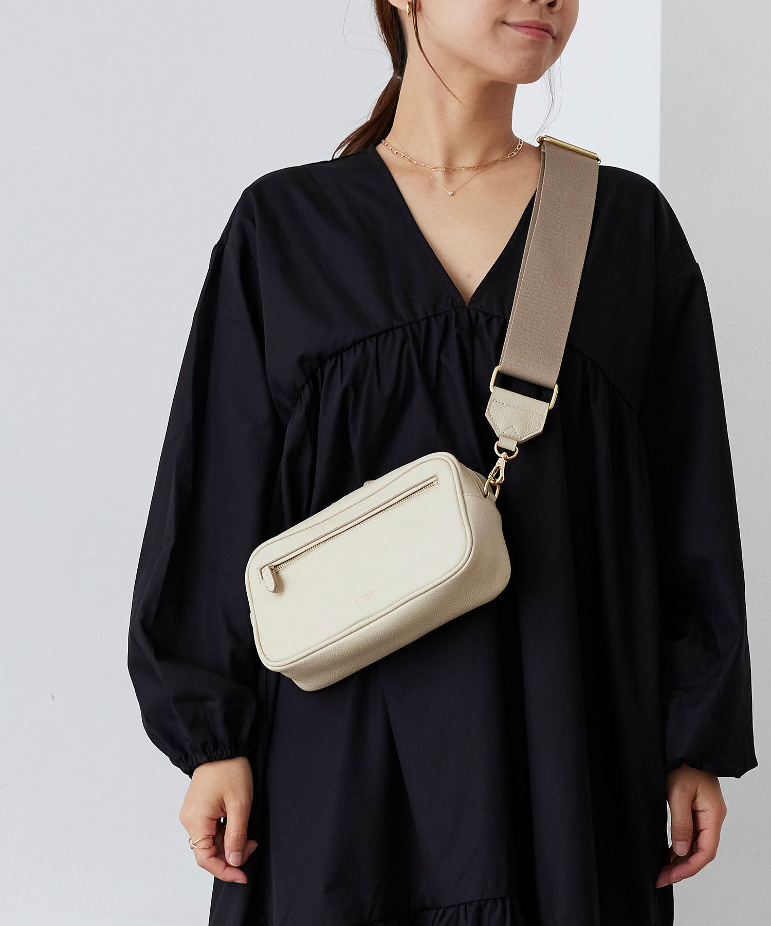 TOPKAPI TREASURE「【TREASURE TOPKAPI】シュリンクレザー スクエア 2way ショルダー バッグ」|ショルダー・メッセンジャー|クリーム