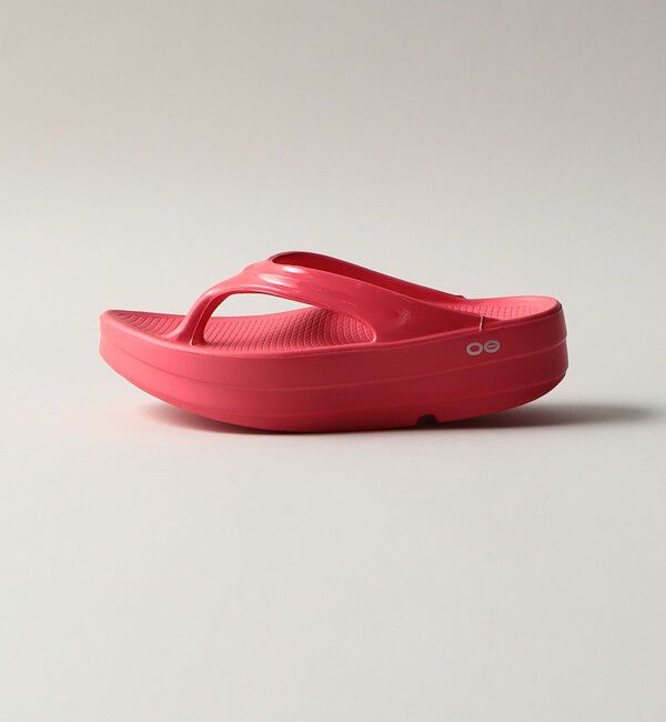 ODETTE E ODILE「＜OOFOS＞Oomega」|サンダル|RED