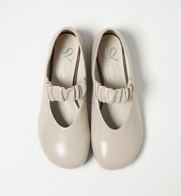 ODETTE E ODILE「＜SY＞ オブリークシャーリング フラット15&uarr;」|パンプス|OFF WHITE