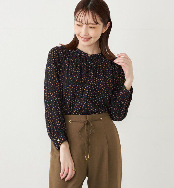 SHIPS Colors 「SHIPS Colors:〈洗濯機可能〉サテン ギャザー シャツ◇」|シャツ・ブラウス|チャコールグレー