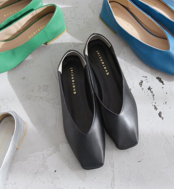 quaranciel「quaranciel: Vカット スクエア トゥ フラットシューズ」|パンプス|ブラック