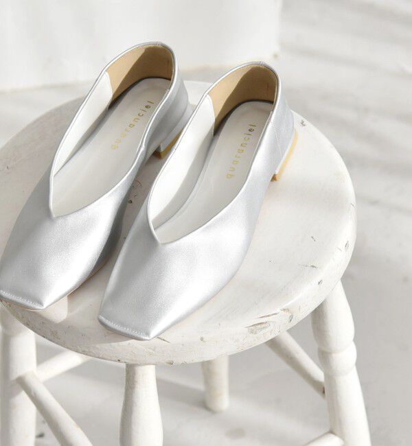 quaranciel「quaranciel: Vカット スクエア トゥ フラットシューズ」|パンプス|