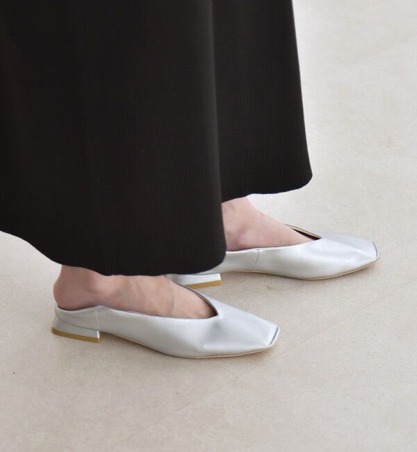 quaranciel「quaranciel: Vカット スクエア トゥ フラットシューズ」|パンプス|