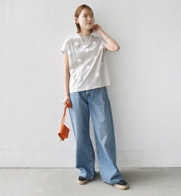 SHIPS for women「【WEB限定】フラワー モチーフ クルーネック TEE」|Tシャツ・カットソー|