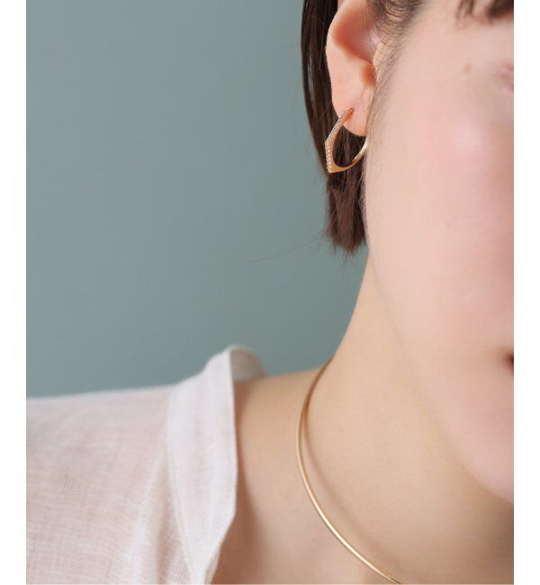 Lilas by Spick&Span「arrowラインホワイトトパーズピアス K10(両耳)」|ピアス|