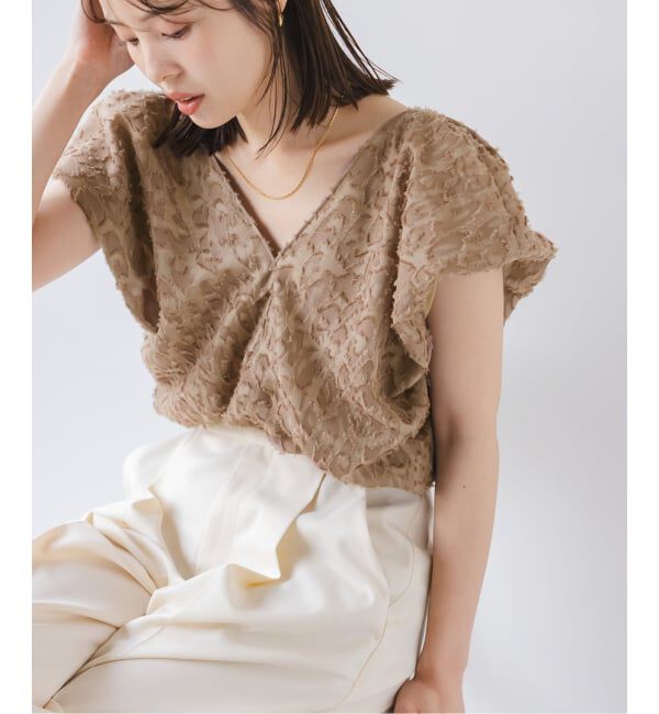 NOBLE「【洗える】レオパードジャガードデコルテVブラウス」|シャツ・ブラウス|