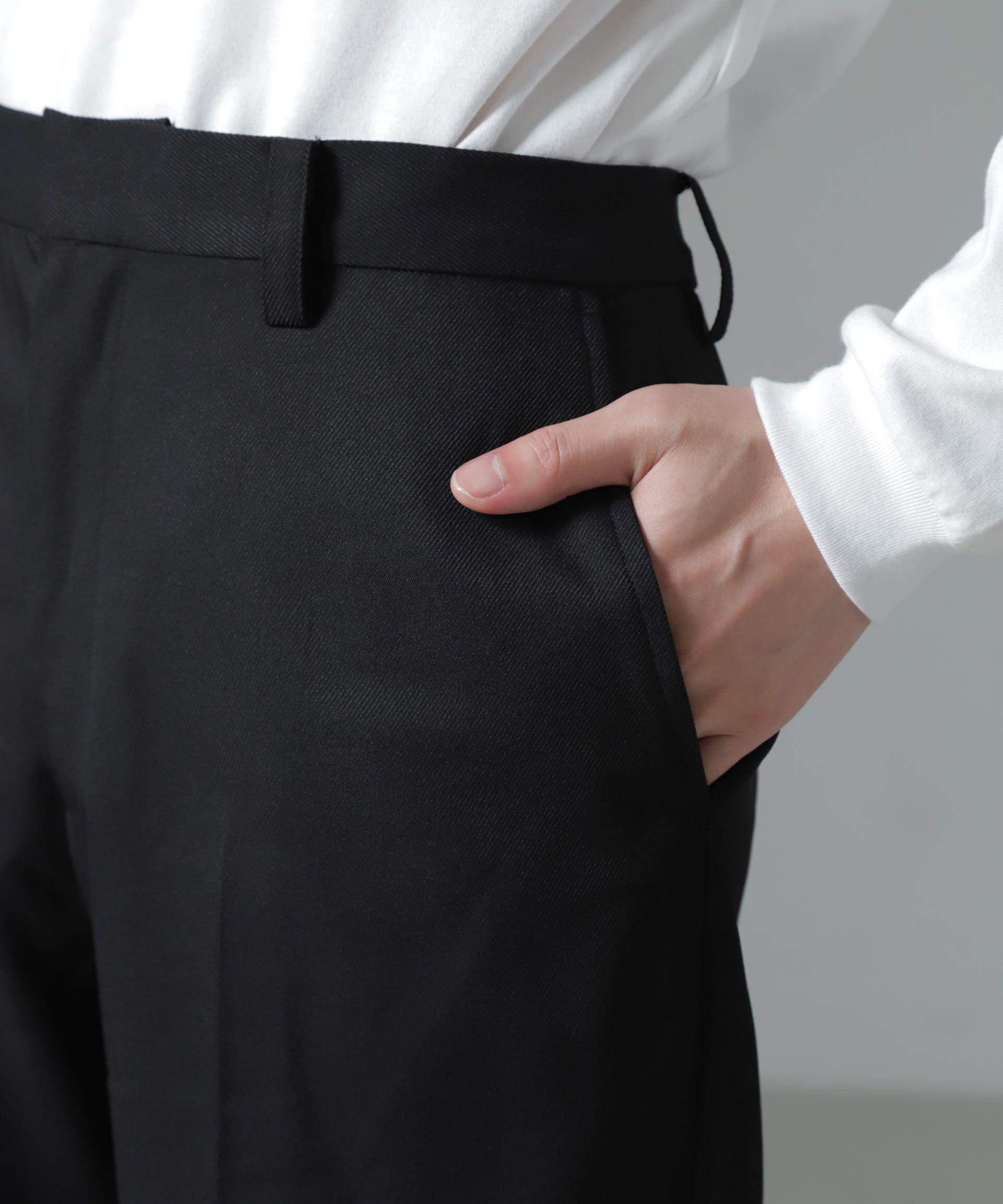 nano･universe「テクノギャバトラウザーズ」|チノ|