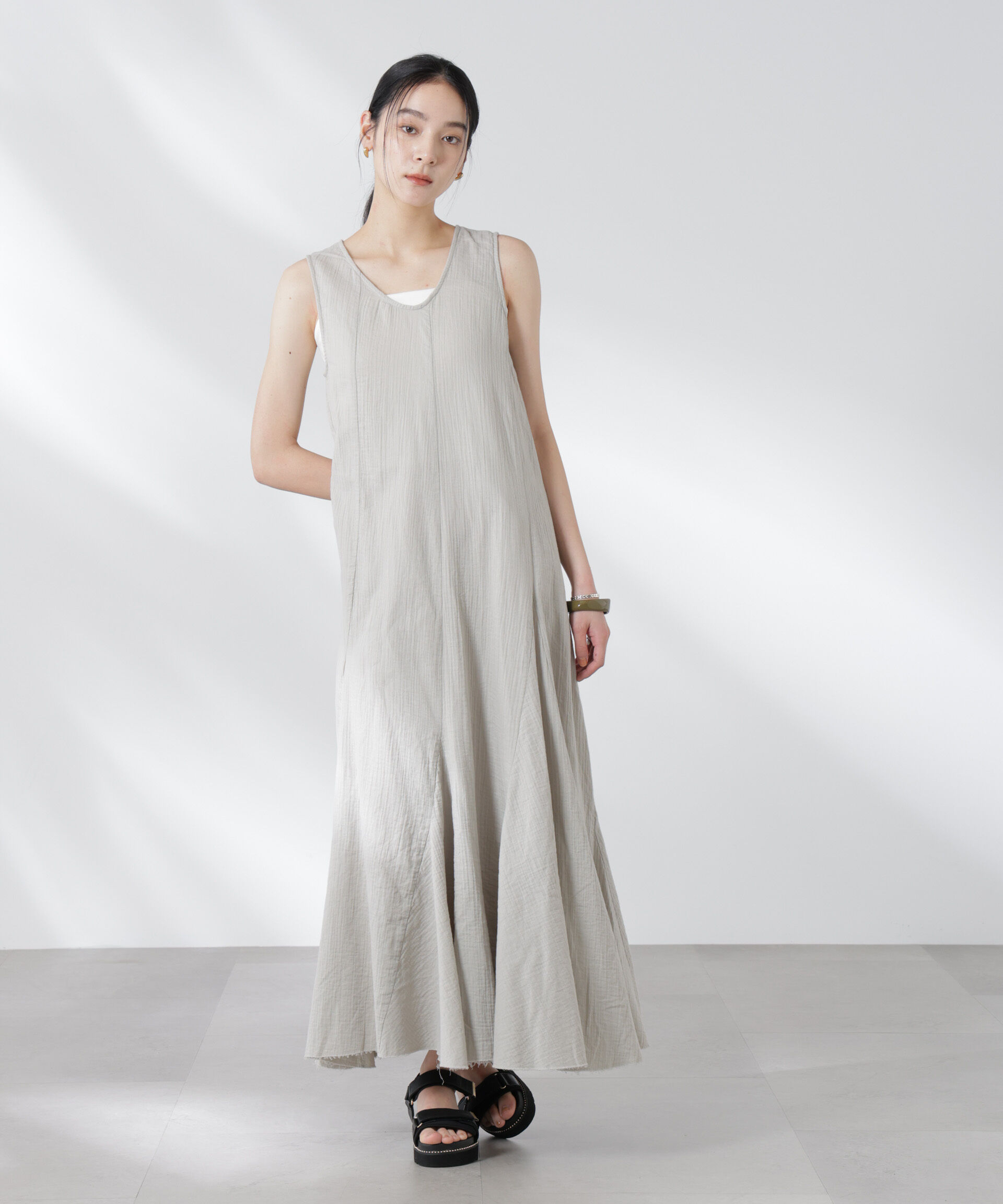 nano･universe「GREYCHORD/ASHLEY スリーブレスドレス」|ワンピース|