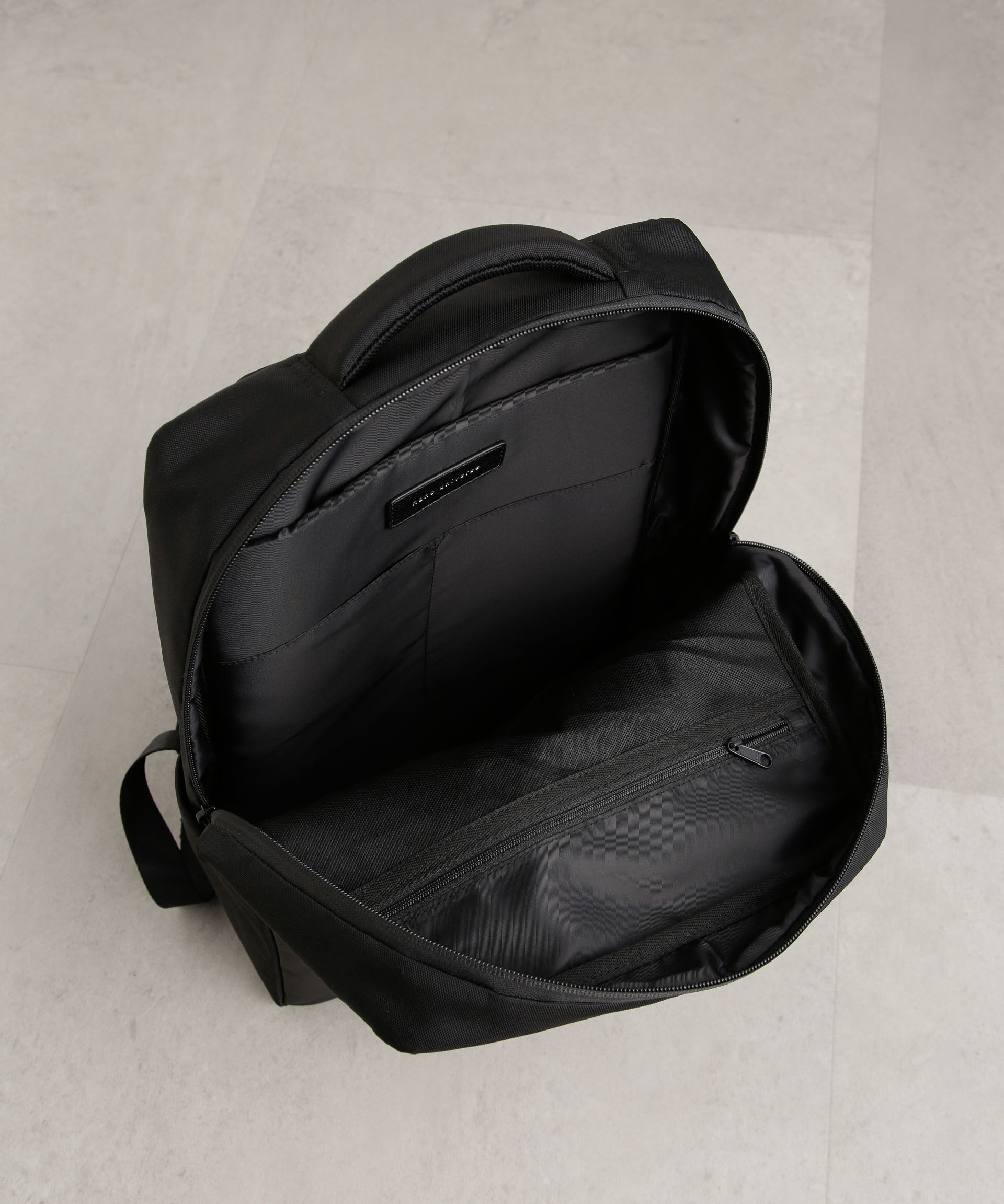  「マルチビジネスバックパック」|リュック|