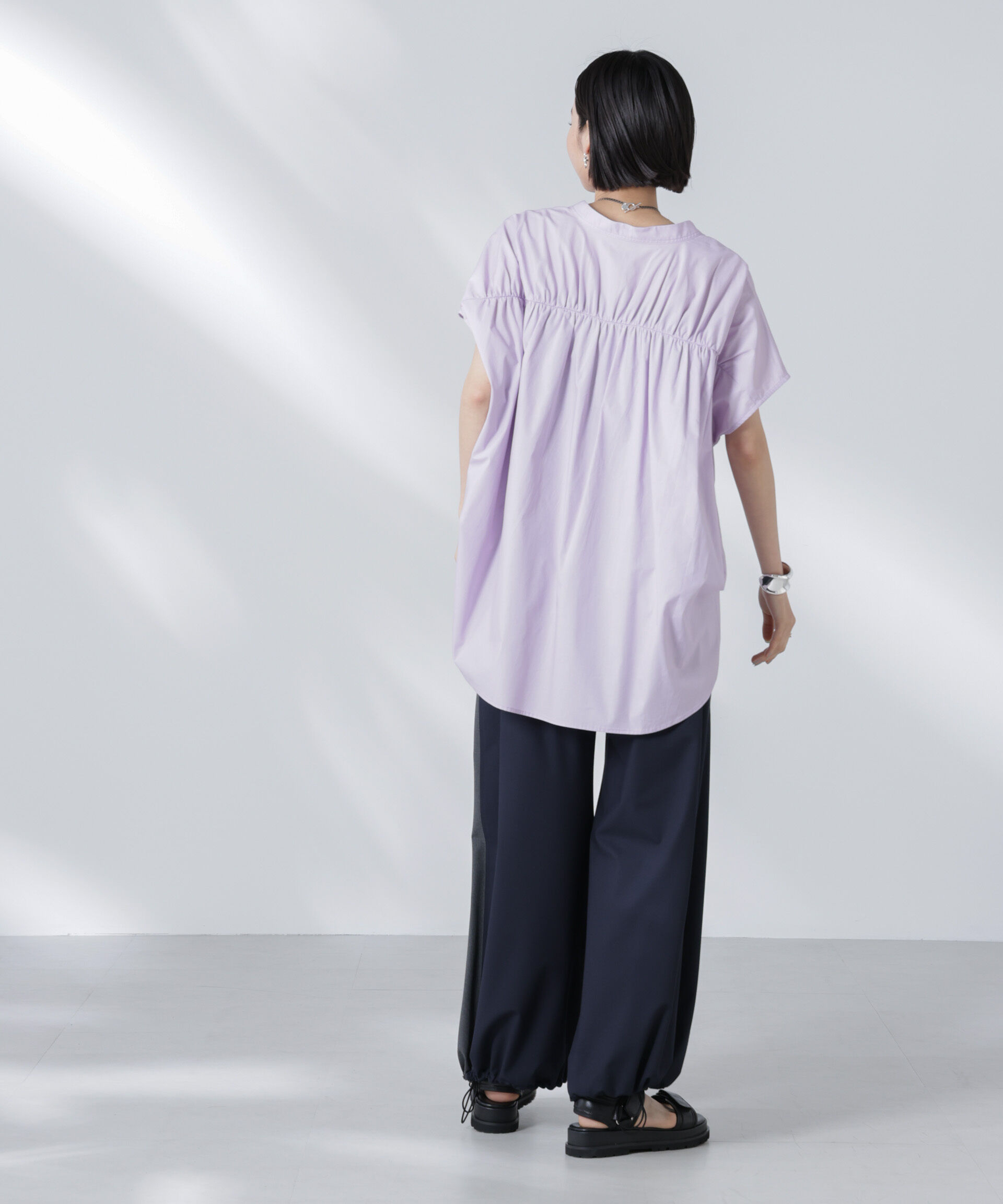 nano･universe「バックギャザーノースリーブブラウス」|シャツ・ブラウス|