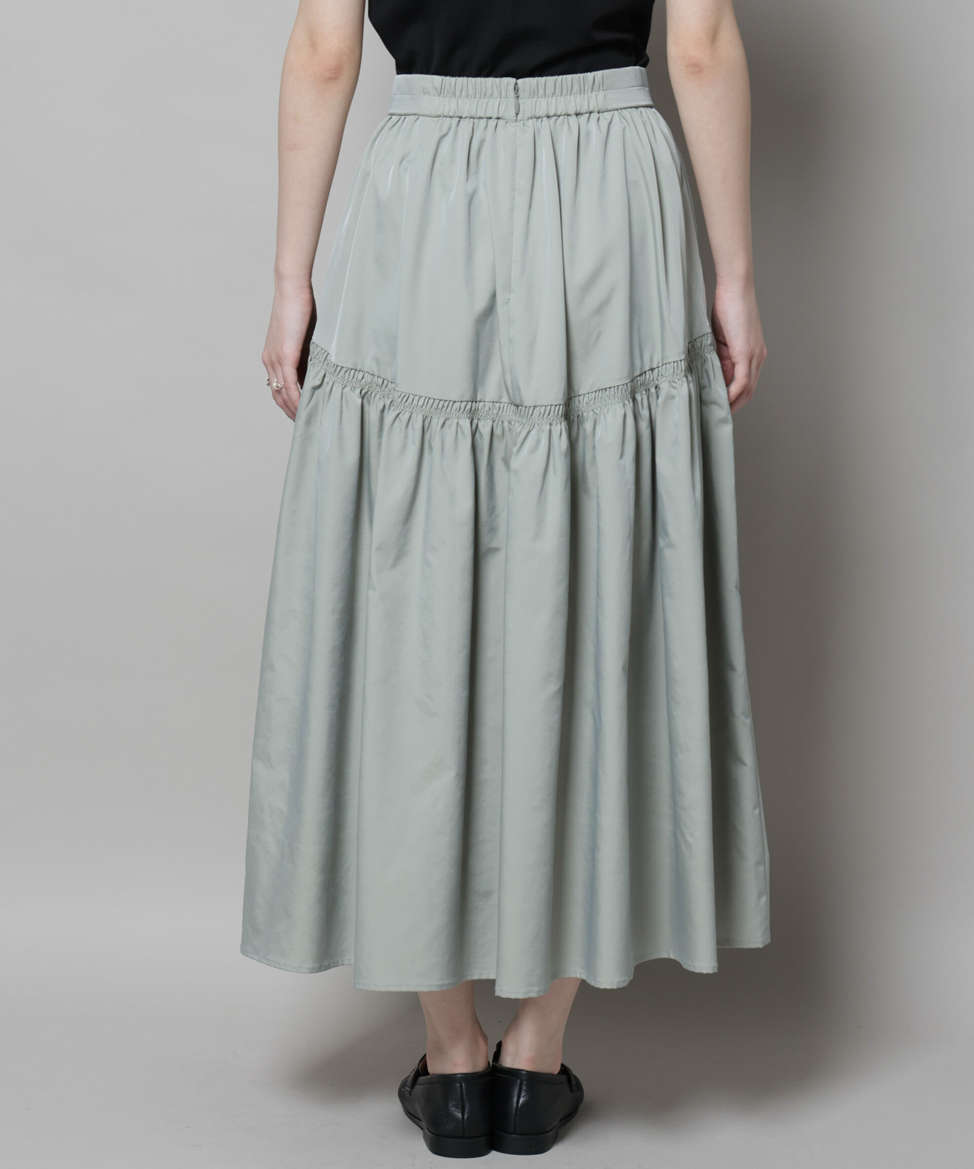 nano･universe「シャンブレータフタティアードギャザースカート」|スカート|