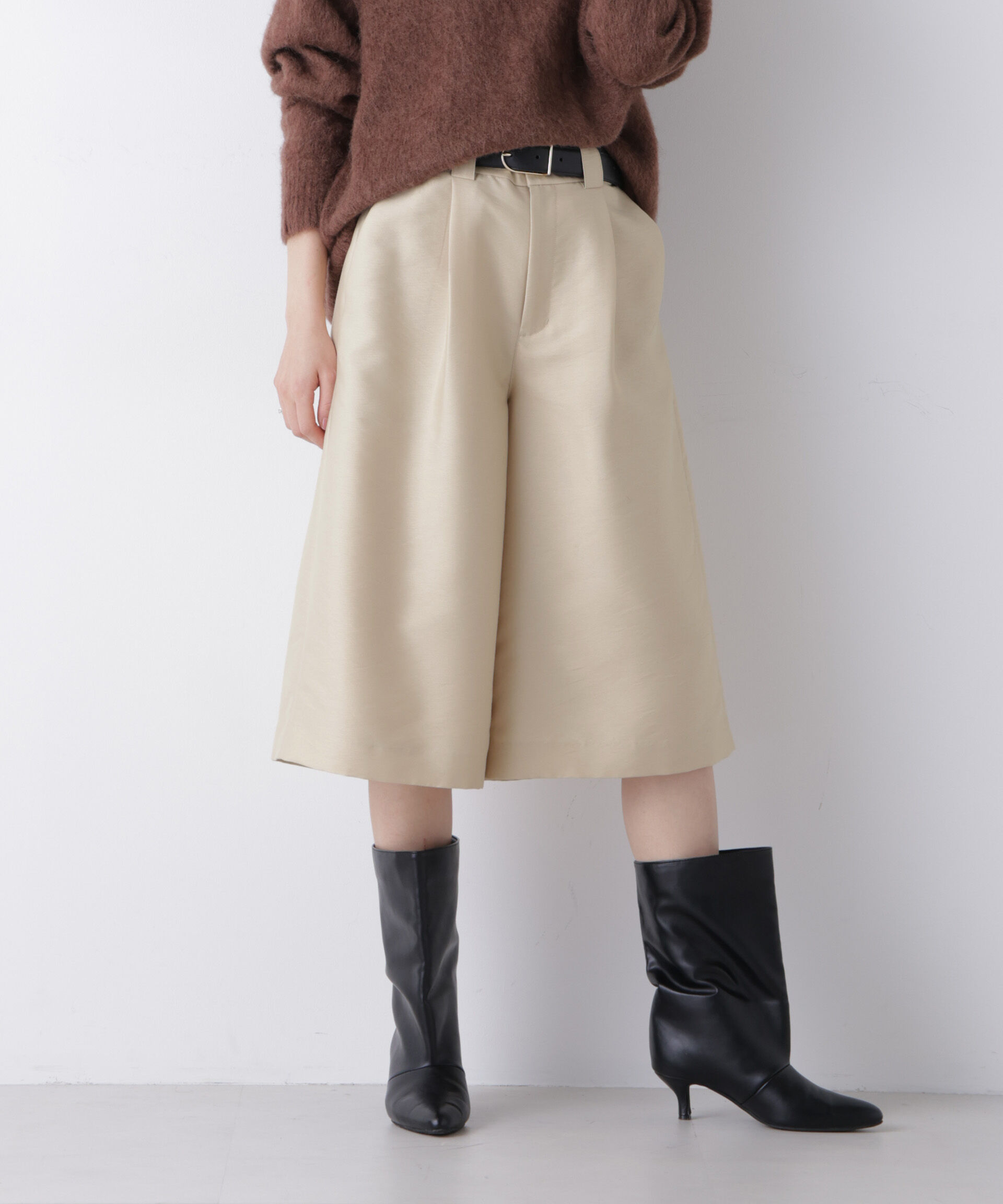 nano･universe「エアリーツイルボリュームキュロットパンツ」|チノ|