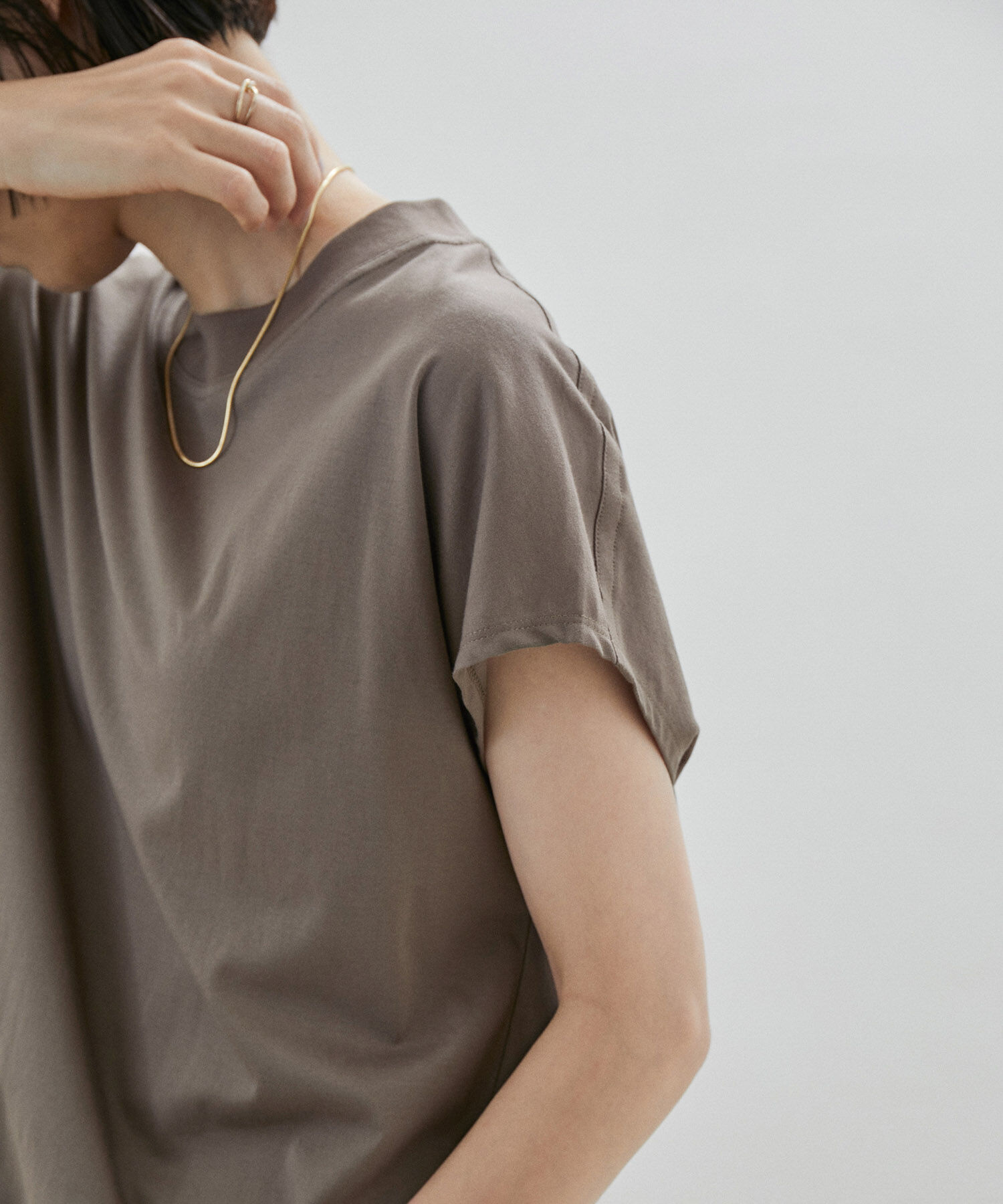 SALON adam et rope'「【UVケア・接触冷感・洗濯耐久】PRIMA VEIL コットンドルマンTシャツ」|Tシャツ・カットソー|