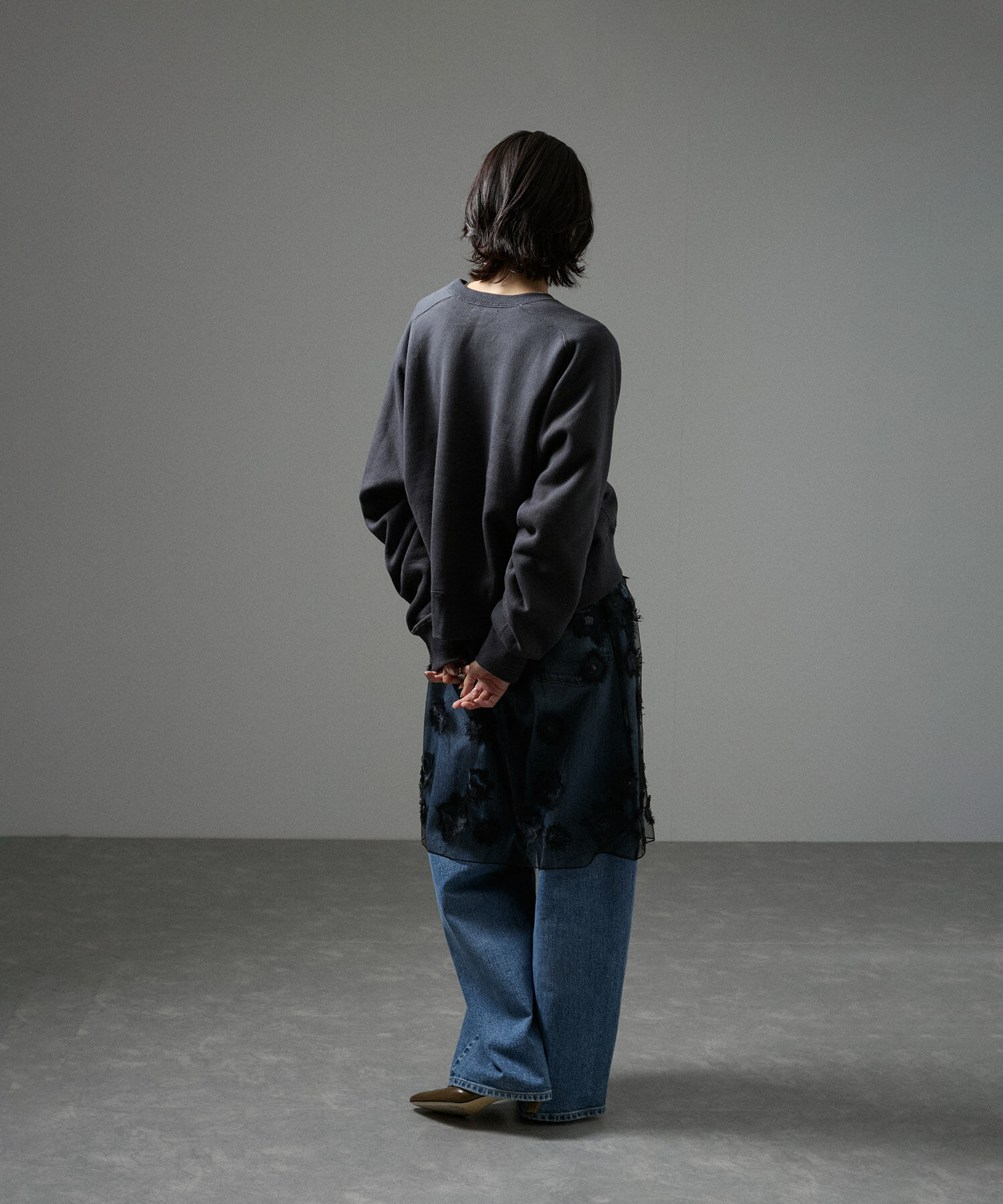 SALON adam et rope'「【前後2WAY】フラワーエンブロイダリーシアージャンパースカート」|ワンピース|