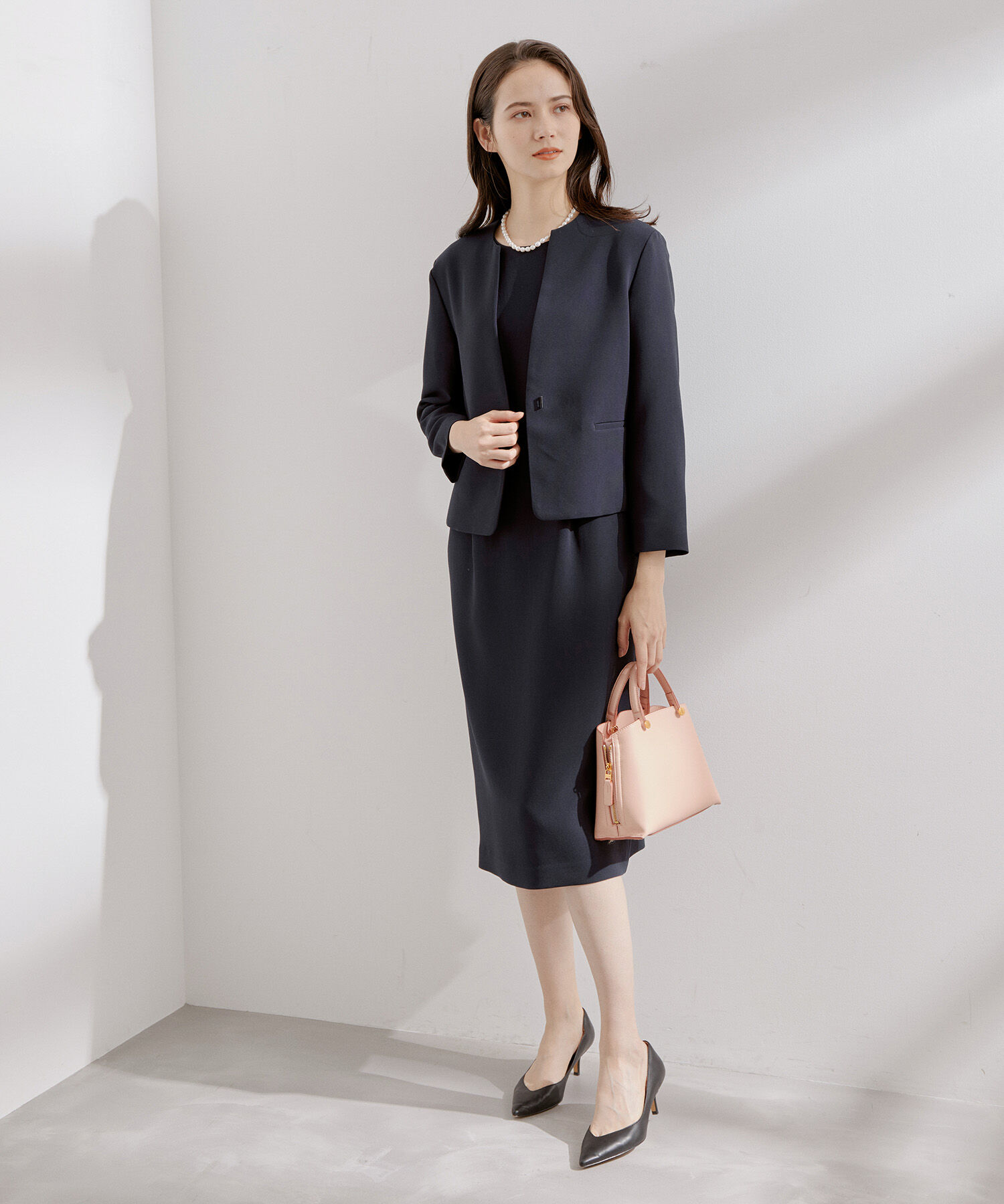 ROPE「【洗える】アセテートダブルクロス クルーネックジャケット/セレモニー・セットアップ対応」|ノーカラージャケット|