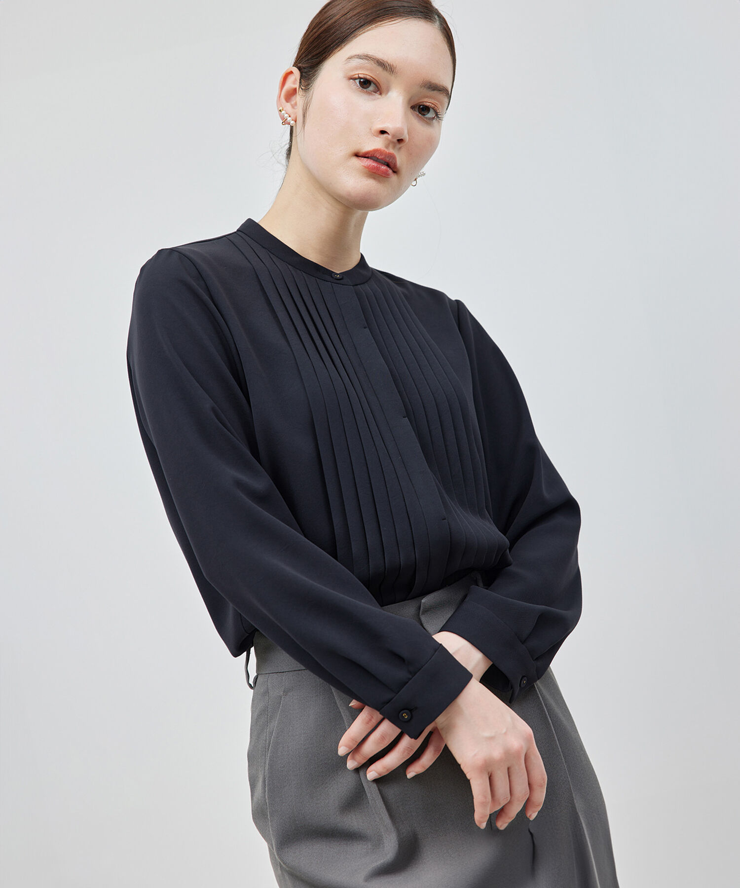 ROPE「トリアセテート フロントタックブラウス【セレモニー/通勤対応】【洗える】」|シャツ・ブラウス|