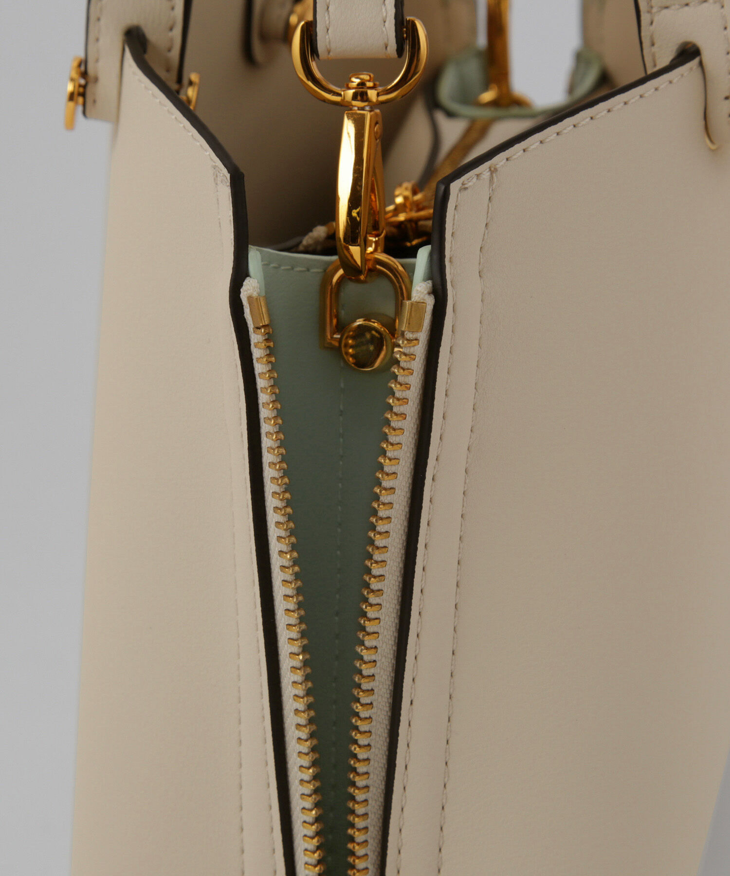 E'POR「【E'POR】Y BAG Mini」|ハンドバッグ|