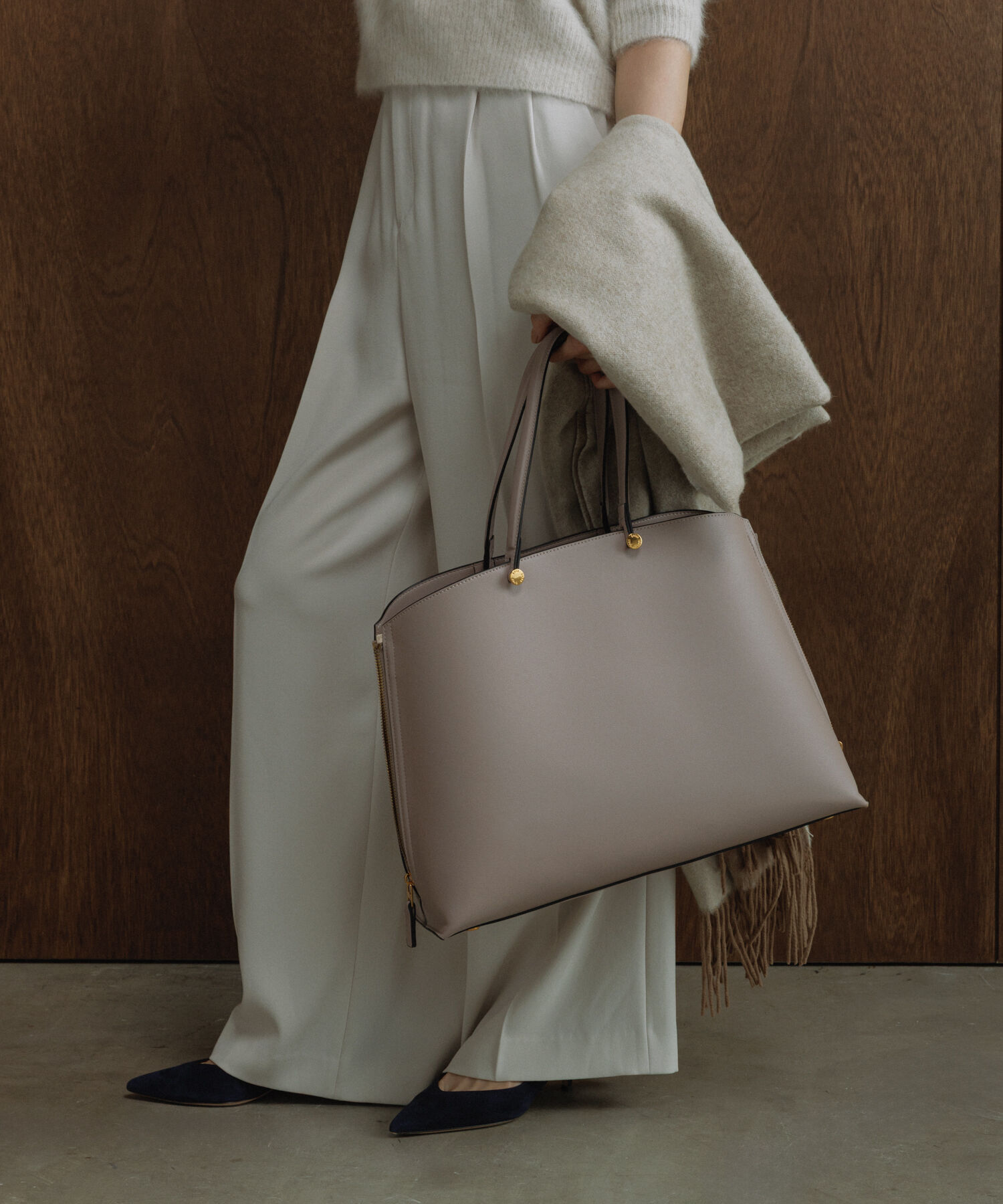 ROPE「【E'POR】Y BAG Medium+【WEB限定/一部店舗限定】【通勤】【A4/PC対応】【25AW】」|ショルダー・メッセンジャー|