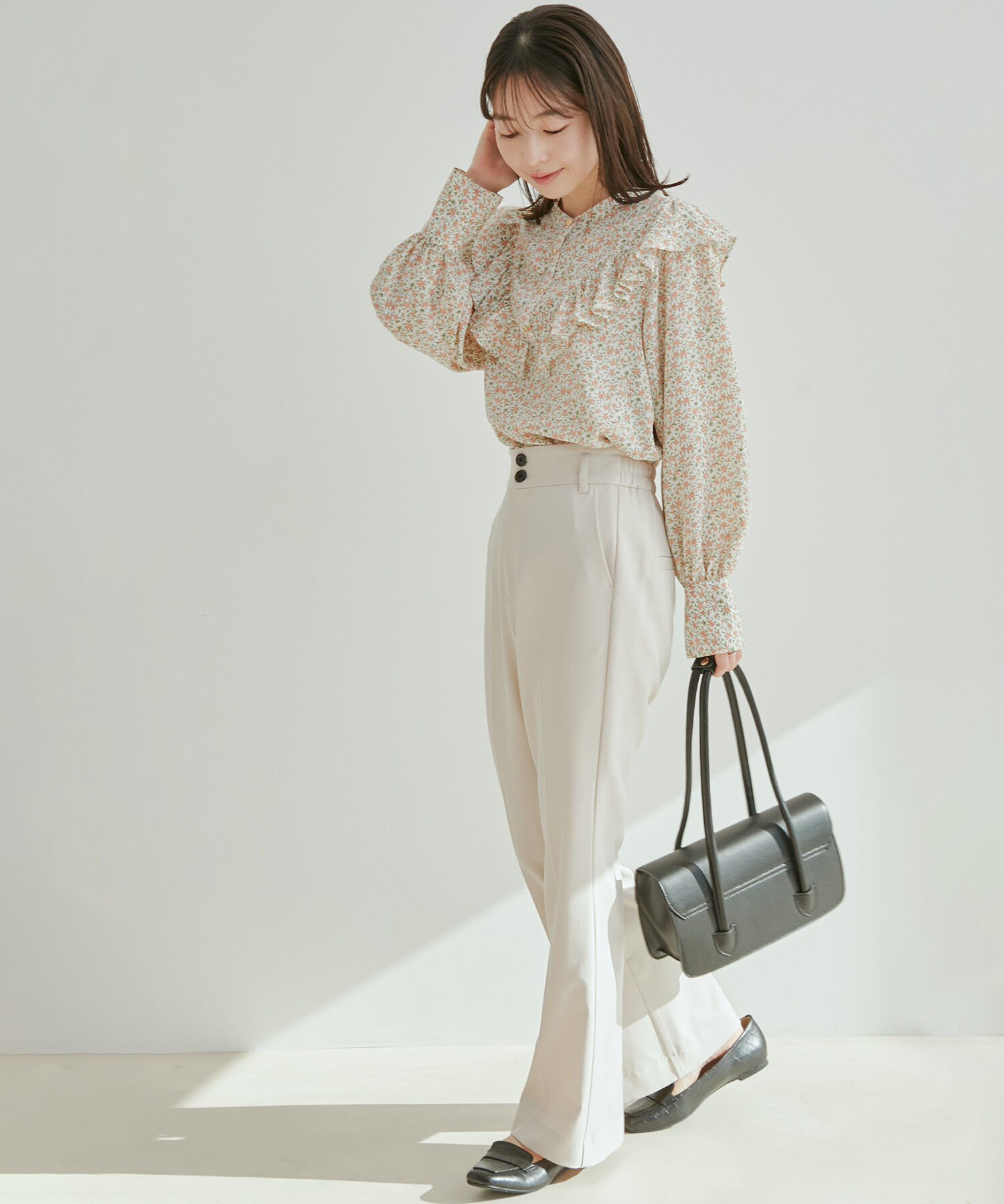 vis-a-vis「【WEB限定】【前後2WAY】花柄＆無地フリルブラウス」|シャツ・ブラウス|