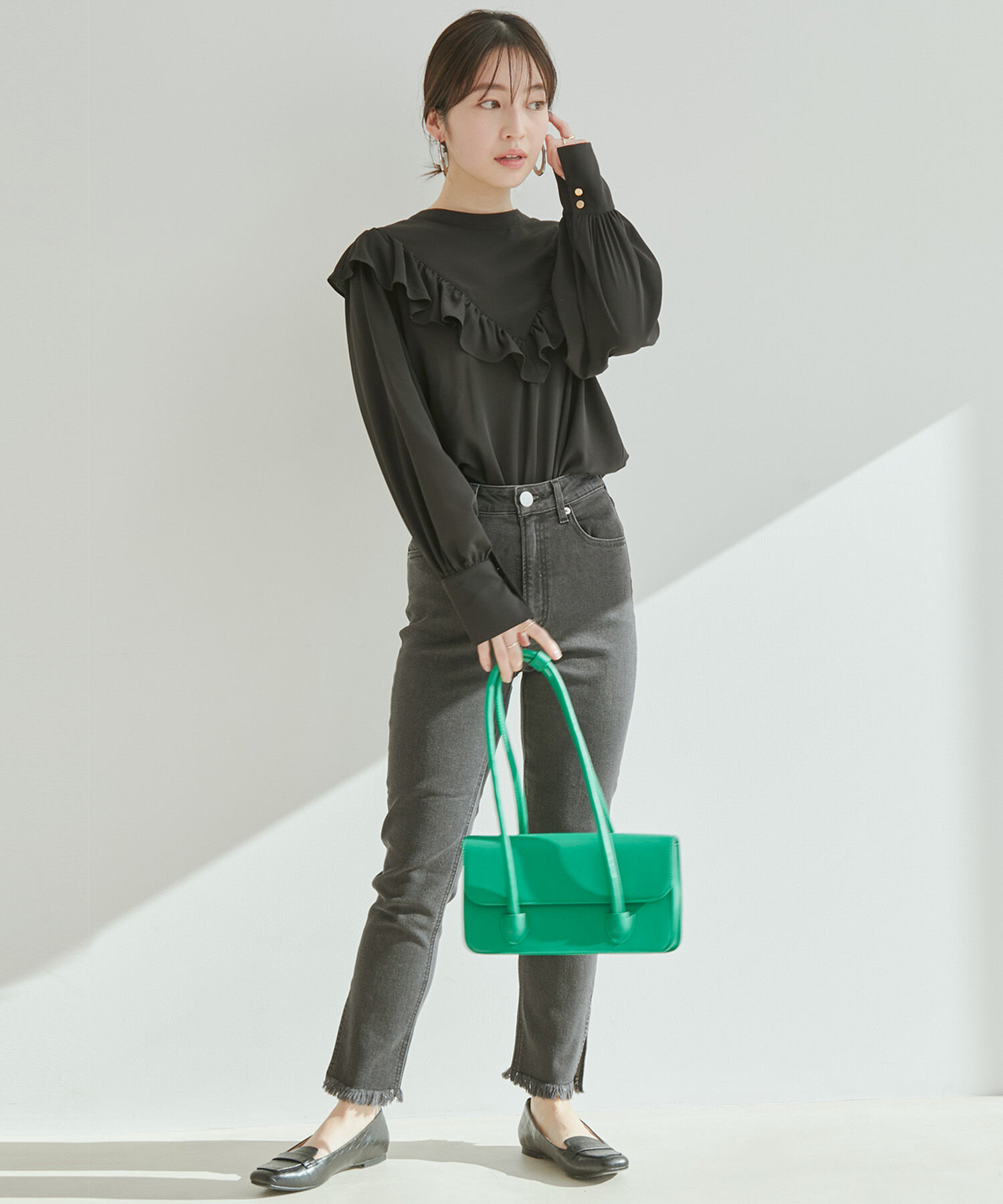 vis-a-vis「【WEB限定】【前後2WAY】花柄＆無地フリルブラウス」|シャツ・ブラウス|