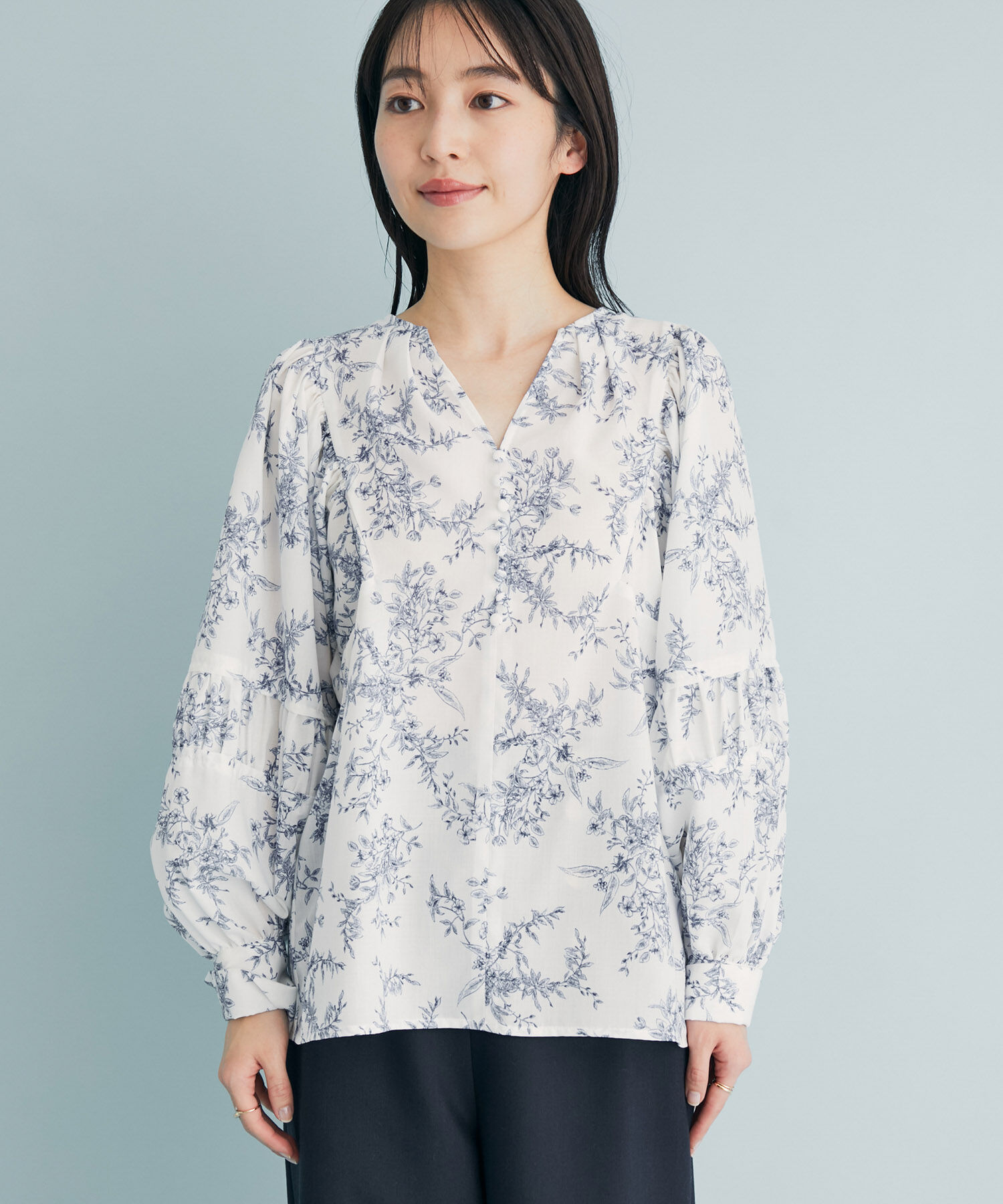 VIS「無地/柄デザインスリーブブラウス」|シャツ・ブラウス|