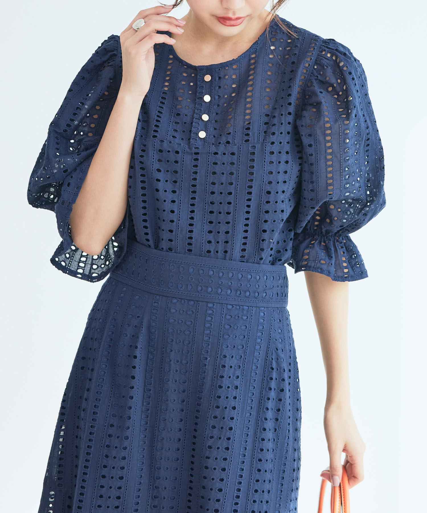 vis-a-vis「【WEB限定】エンブロイダリーレースボリューム袖ブラウス【セットアップ対応】【ワンピ―スみせ】」|シャツ・ブラウス|