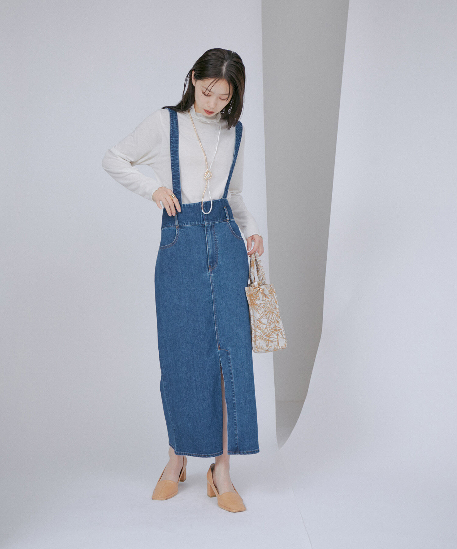 VIS「【洗える】サスペンダー付きハイウエストデニムタイトスカート」|スカート|