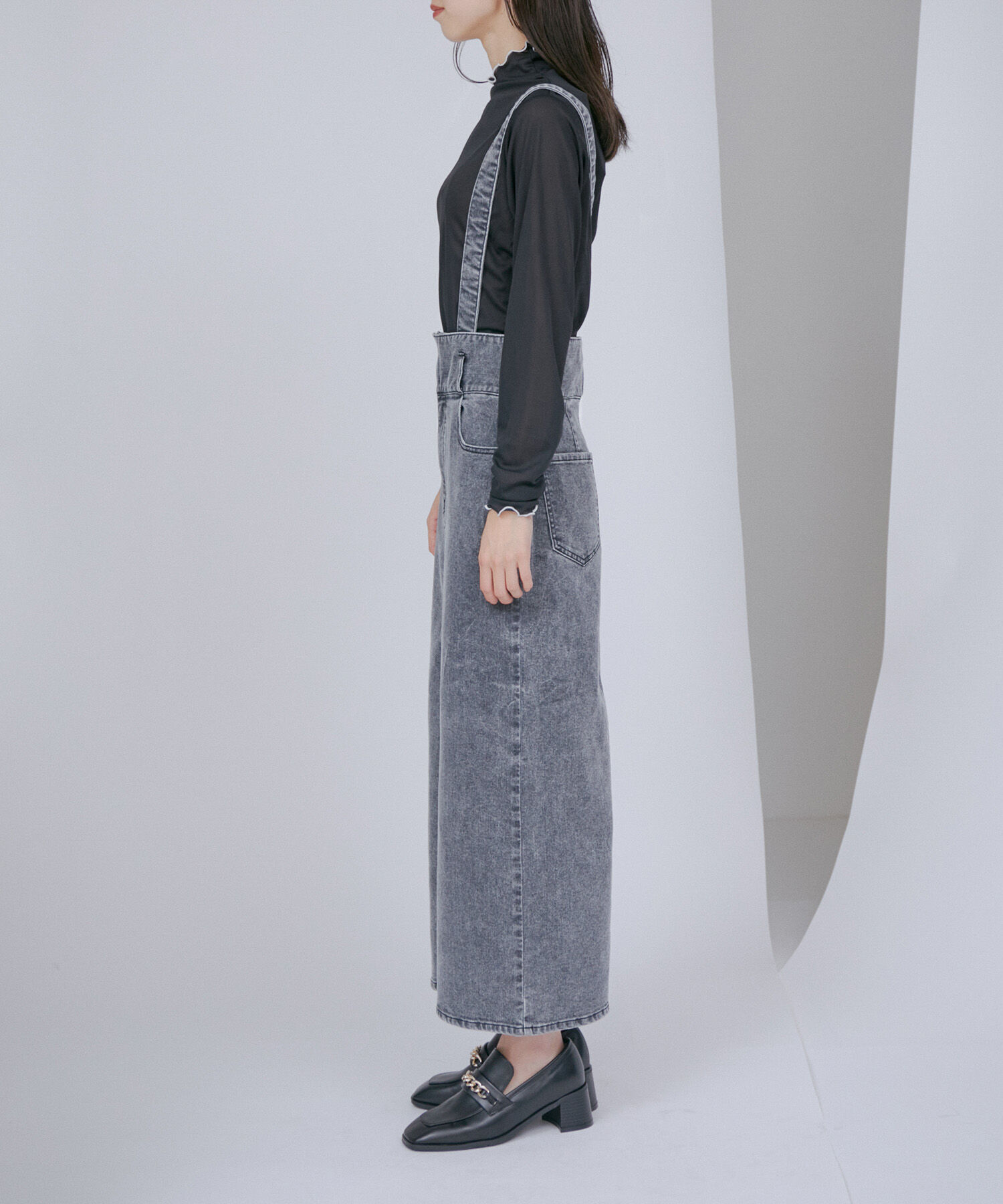 VIS「【洗える】サスペンダー付きハイウエストデニムタイトスカート」|スカート|
