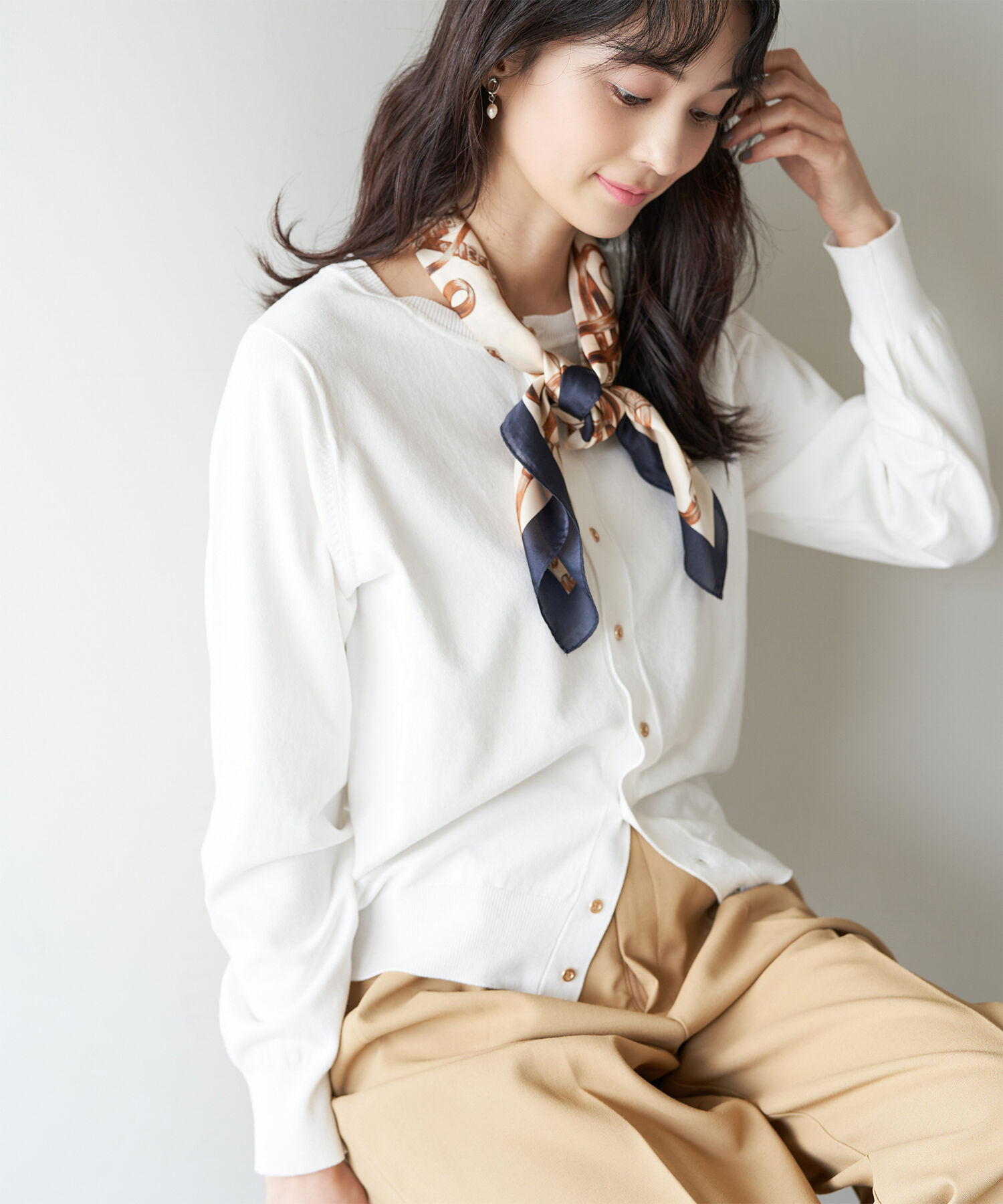 Rope&rsquo;Picnic「UVケア・洗濯機OK/天竺ベーシッククルーネックニットカーディガン」|カーディガン|オフホワイト(15)