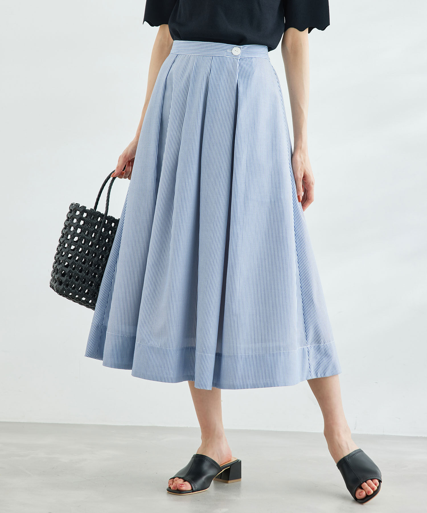 Rope&rsquo;Picnic「セットアップ対応/ストライプロングタックスカート」|スカート|ブルー(44)
