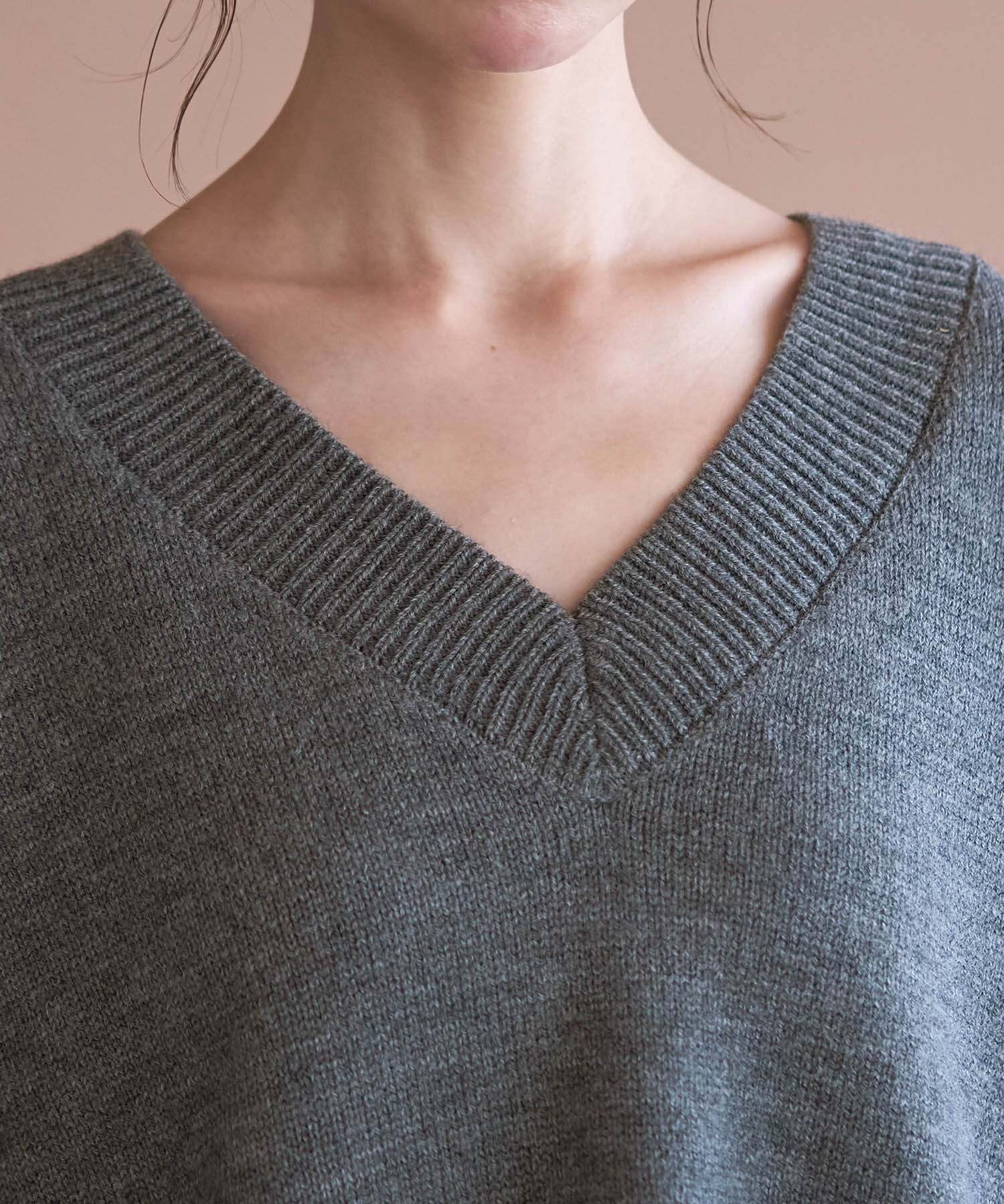 Rope&rsquo;Picnic「【WEB限定】ミドルゲージVネックニットプルオーバー/帯電防止・洗濯機OK」|ニット・セーター|