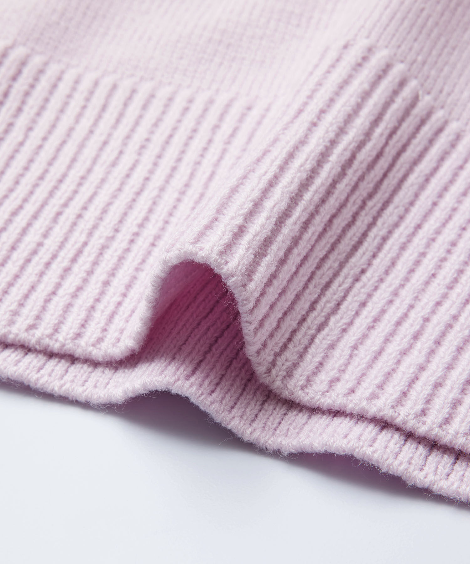 Rope&rsquo;Picnic「【WEB限定】ミドルゲージVネックニットプルオーバー/帯電防止・洗濯機OK」|ニット・セーター|