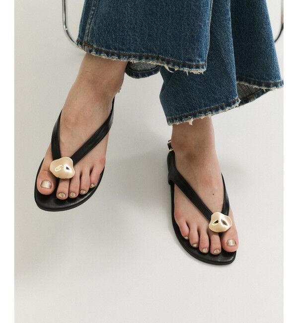 ADAM ET ROPE'「メタルモチーフサンダル」|サンダル|