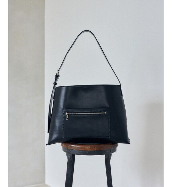 ADAM ET ROPE'「【赤埴奈津子さんコラボ】マルチワンショルダーバッグ(ミドル)」|ショルダー・メッセンジャー|ブラック(01)