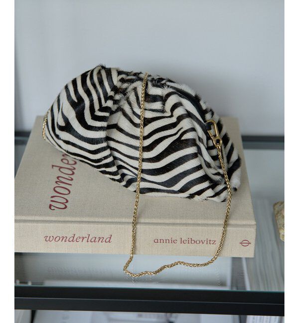  「【INNUE】ZebraチェーンクラッチBAG」|トートバッグ|