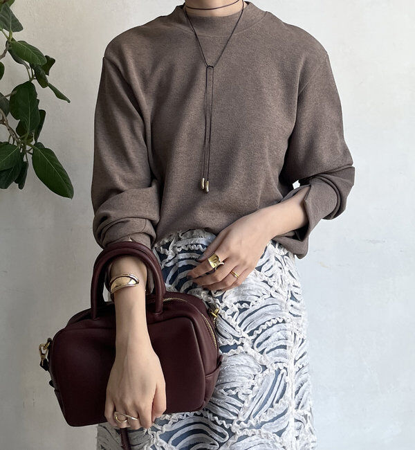  「【WEB限定】裾ラウンドカットトップス」|Tシャツ・カットソー|モカ