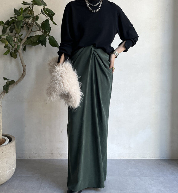  「【WEB限定】裾ラウンドカットトップス」|Tシャツ・カットソー|