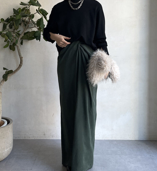  「【WEB限定】裾ラウンドカットトップス」|Tシャツ・カットソー|