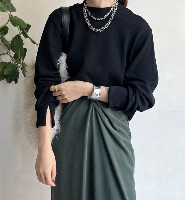  「【WEB限定】裾ラウンドカットトップス」|Tシャツ・カットソー|