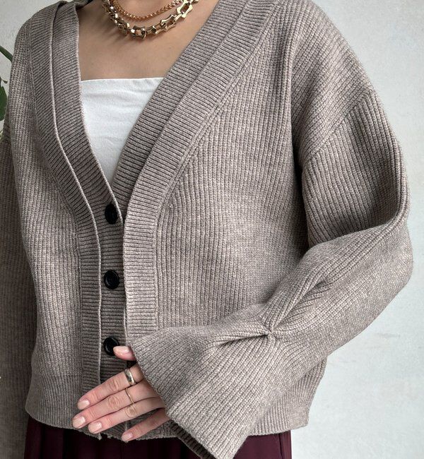  「【WEB限定】レイヤードリブVネックカーディガン」|カーディガン|