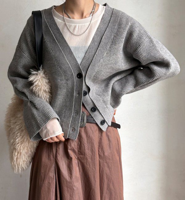  「【WEB限定】レイヤードリブVネックカーディガン」|カーディガン|