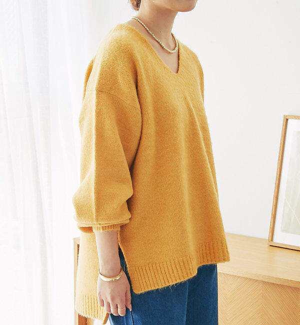  「《柔らかく軽い着心地》ヤクライクVネックニット」|ニット・セーター|