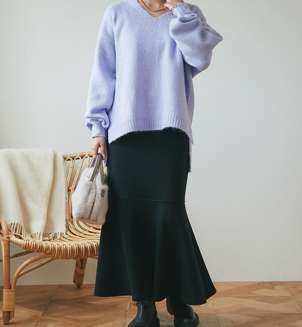  「《柔らかく軽い着心地》ヤクライクVネックニット」|ニット・セーター|